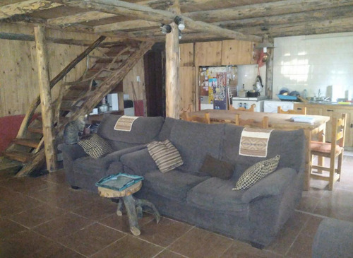 Casa En El Hoyo, Chubut.