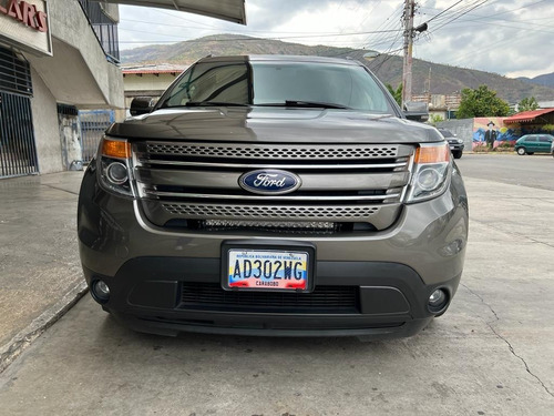 Imagen 3 de 14 de Ford Explorer Limited 4x4