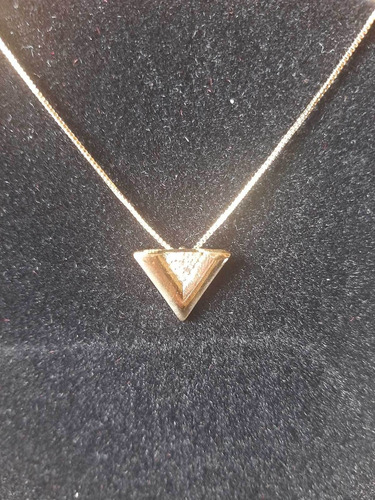 Imagem 3 de 3 de Veneziana 45cm C/triangulo Cravej.g Alta Fusao