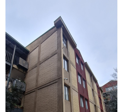 Vendo Departamento Cuarto Piso Vital Apoquindo. Las Condes