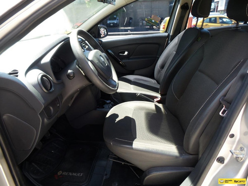 Imagen 15 de 25 de Renault Logan Life