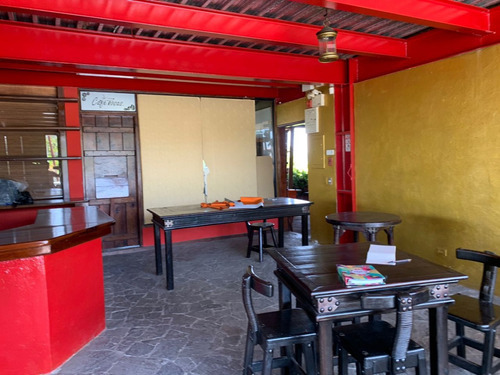 Se Alquila Excelente Local Comercial A Nivel De Calle En La Urb. La Unión . Inf. Ma. Fda. Varela