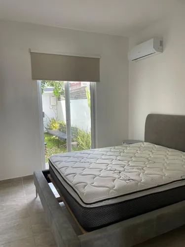 Casa En Renta, Puerto Morelos, 2 H, 1b, A 3km De La Playa, Con Alberca