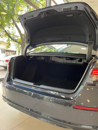 Honda Civic 2.0 Advanced Hybrid