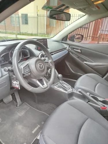 Mazda 2 1.5 Grand Touring sedan Aut