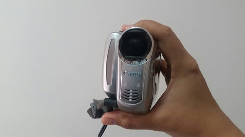 Filmadora Canon Ivis Dc200