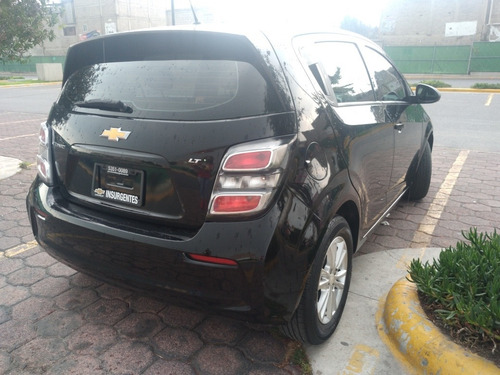 Imagen 3 de 10 de Chevrolet Sonic 2017 1.6 Lt Hb Mt