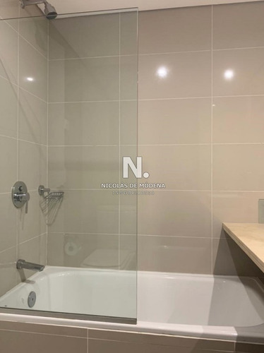 Moderno Apartamento De Dos Dormitorios En Venta - Punta Del Este-ref:4084