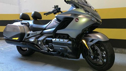 Imagem 1 de 15 de Honda Goldwing Bagger