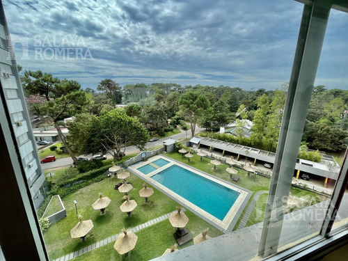 Imagen 3 de 9 de Venta, 1 Dormitorio, Estratégica Ubicación Punta Del Este Sap4807880