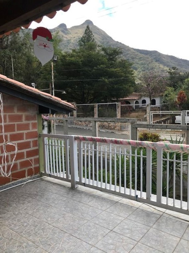 Imagen 25 de 27 de Florelia Mota Vende Casa En Las Morochas De San Diego