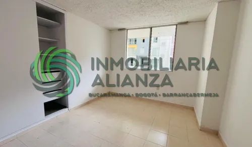 Apartamento En Arriendo En Antonia Santos. Cod A17024