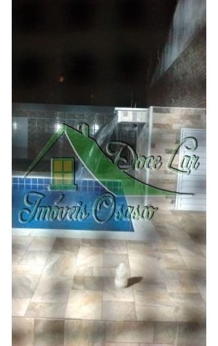 Linda Casa Térrea Com Piscina Á Apenas 700 Metros Da Praia. Itanhaém.