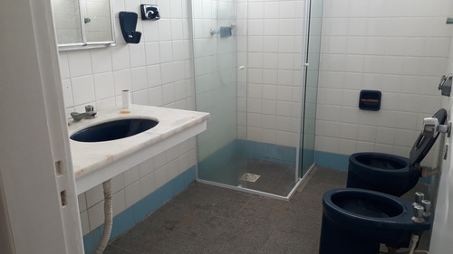 Imagem 10 de 14 de Casa Totalmente Reformada 1 Suite + 3 Quartos, Duas Garagens