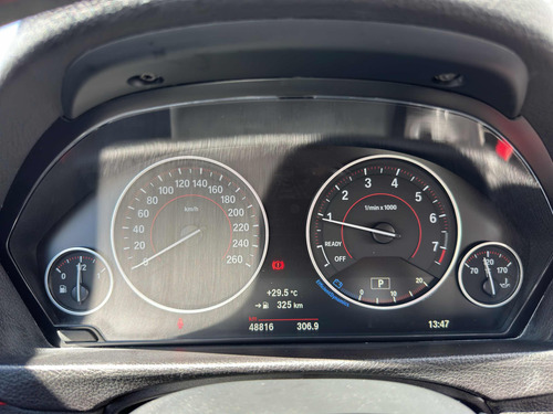 BMW Serie 3 2.0 330ia Sport Line At