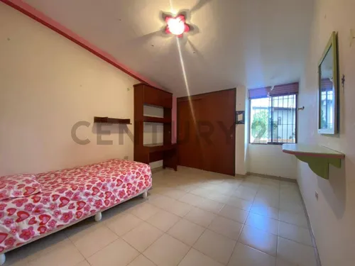 Casa En Venta Urb El Retiro