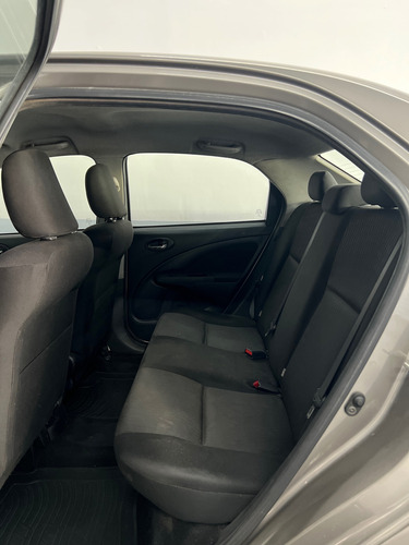 Toyota Etios 1.5 Sedan Xs