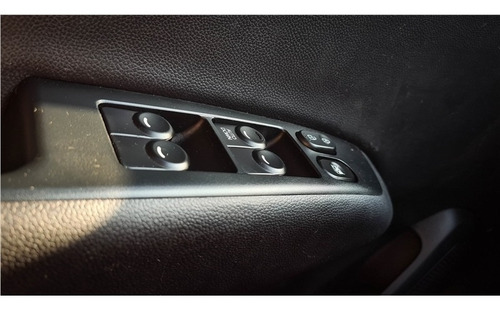 Imagem 14 de 14 de Hyundai Hb20 Comfort 2015 Sem Entrada Ou Com Seu Usado De En