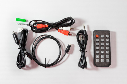 Imagen 6 de 9 de Barra De Sonido Solarline Bs41 20w Bluethoot Control Remoto