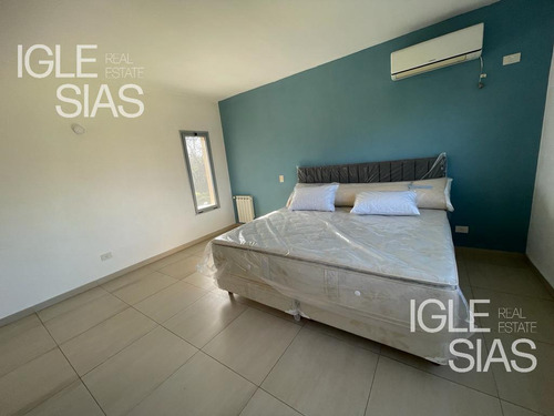 Casa En Venta Y Alquiler En Santa Catalina, Villanueva