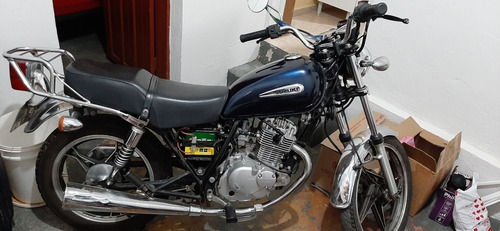 Imagem 2 de 5 de Suzuki Intruder