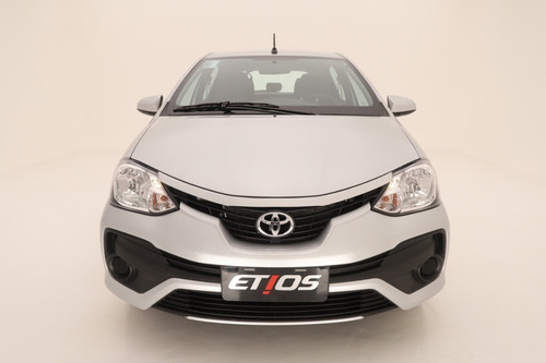 Imagen 23 de 25 de Toyota Etios X Manual 5 Puertas My23
