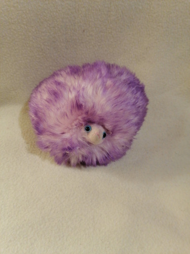 Peluche Original Arnold Pygmy Puff Harry Potter Wizarding. (Usado)