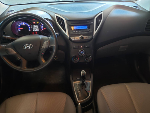 Imagem 7 de 12 de Hyundai Hb20s 1.6 Premium 16v Flex 4p Automático