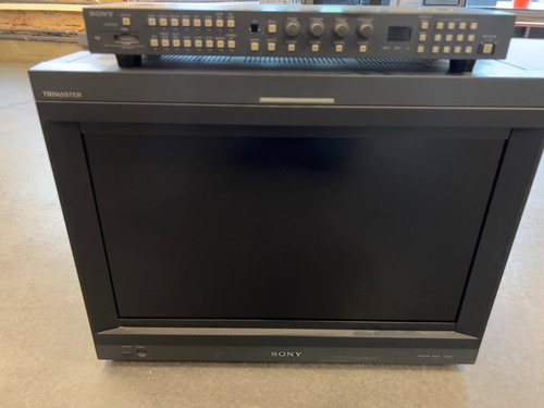 Sony Bvm-l230 23 Trimaster Professional Lcd Broadcast (Usado)