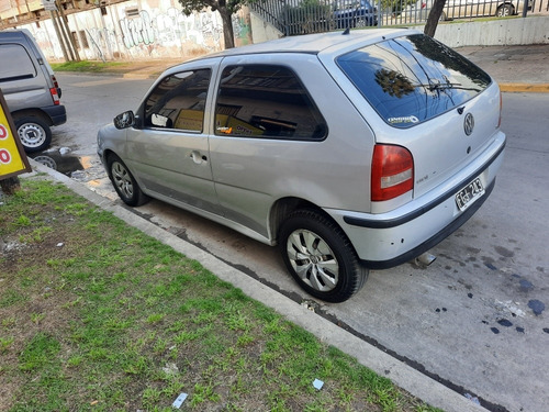Imagen 6 de 6 de Volkswagen Gol 1.6 Mi Deejay 2005