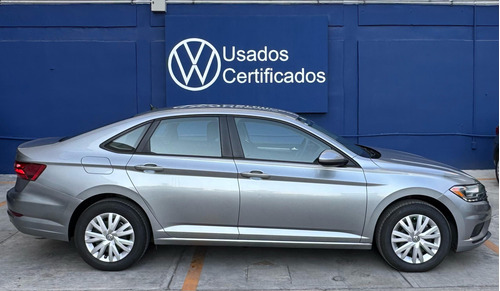 Volkswagen Jetta 1.4 TSI manual