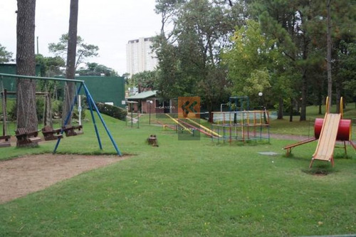 Con Derecho A Todos Los Servicios Del Complejo Arcobaleno Y Sus Amplios Espacios Verdes Y Amenities- Ref: 8638