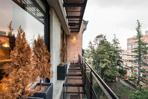 Apartamento En Arriendo En Los Rosales. Cod A22946