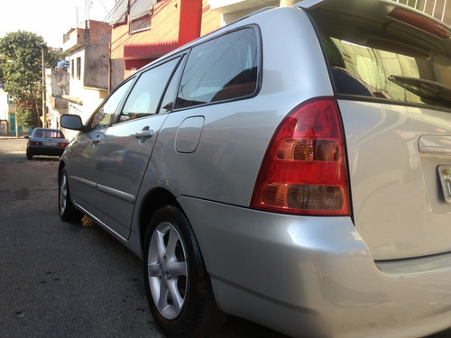 Toyota Corolla Fielder Ano 2005