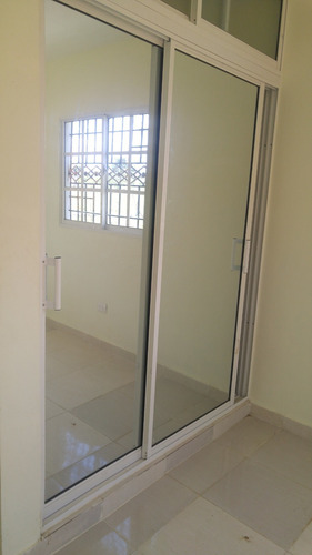 Imagen 10 de 14 de Casa 3 Habitaciones 2 Baños De 150 M2 En Villa Mella
