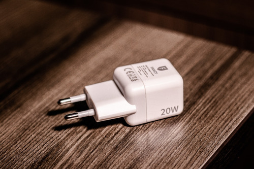 Fonte Carregador Usb-c Chip Inteligente Quick Turbo 20w
