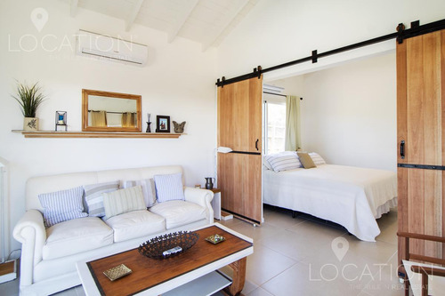 Alquiler Casa 4 Dormitorios Barrio Cerrado Pinar Del Faro, José Ignacio