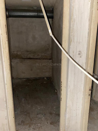 Imagen 8 de 9 de Local Comercial En Alquiler En Centro