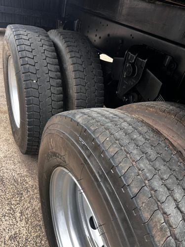 Vw Constellation 24-330 4 Eixo 8x2 30-330 Teto Alto Leito