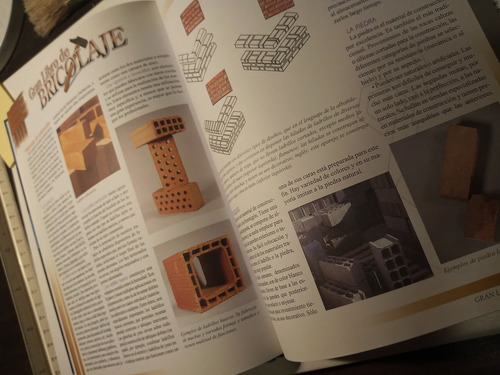 Libro Sobre Carpintería, Albañilería, Soldadura Y Plomería. (Usado)