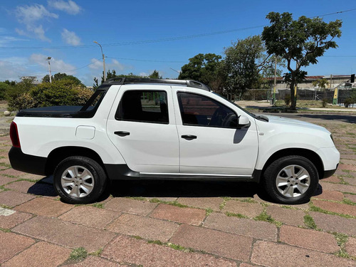 Imagen 4 de 17 de Renault Duster Oroch 1.6 (( Gl Motors )) Financiamos 100%