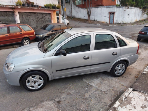 Imagem 1 de 11 de Chevrolet Corsa Sedan 2004 1.0 4p
