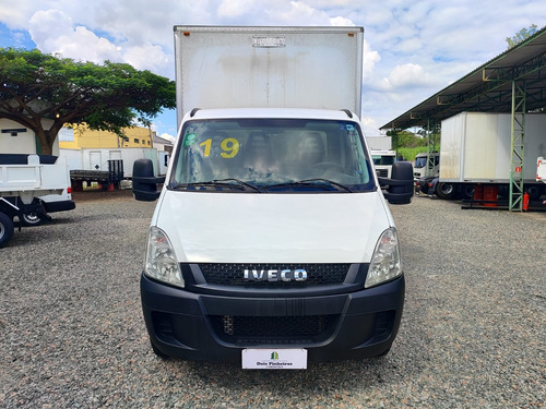 Iveco Daily 35s14 Ano 2019 Baú