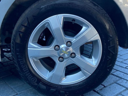 Chevrolet Onix Onix 1.4 MPFI LTZ 8V FLEX 4P AUTOMÁTICO