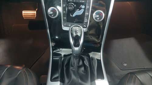 Volvo XC60 2.0 INSPIRATION T5 AT