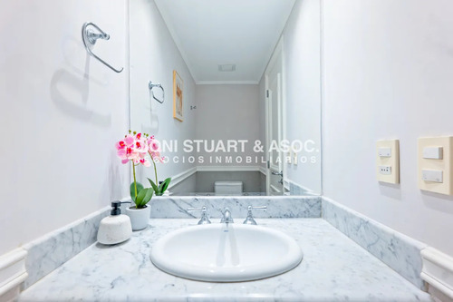 Apartamento En Alquiler De Temporada Millenium Tower 3 Dormitorios En Suite - Primera Linea Playa Mansa