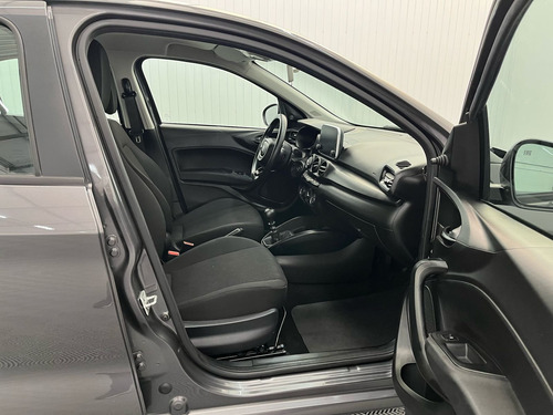 Fiat Cronos 1.0 Drive Flex 4p