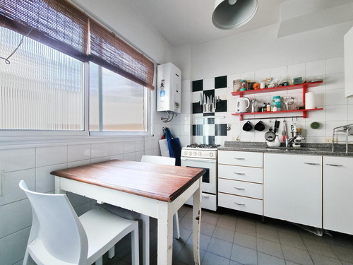 Imagen 17 de 25 de Departamento 3 Ambientes. Villa Crespo. Con Jardín Propio Y Parrilla. 2 Baños