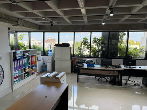 Oficina 130 M2