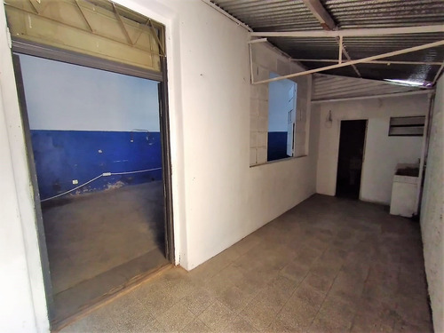Vivienda 2 Amb + Local 2 Plantas + Galpon Interno